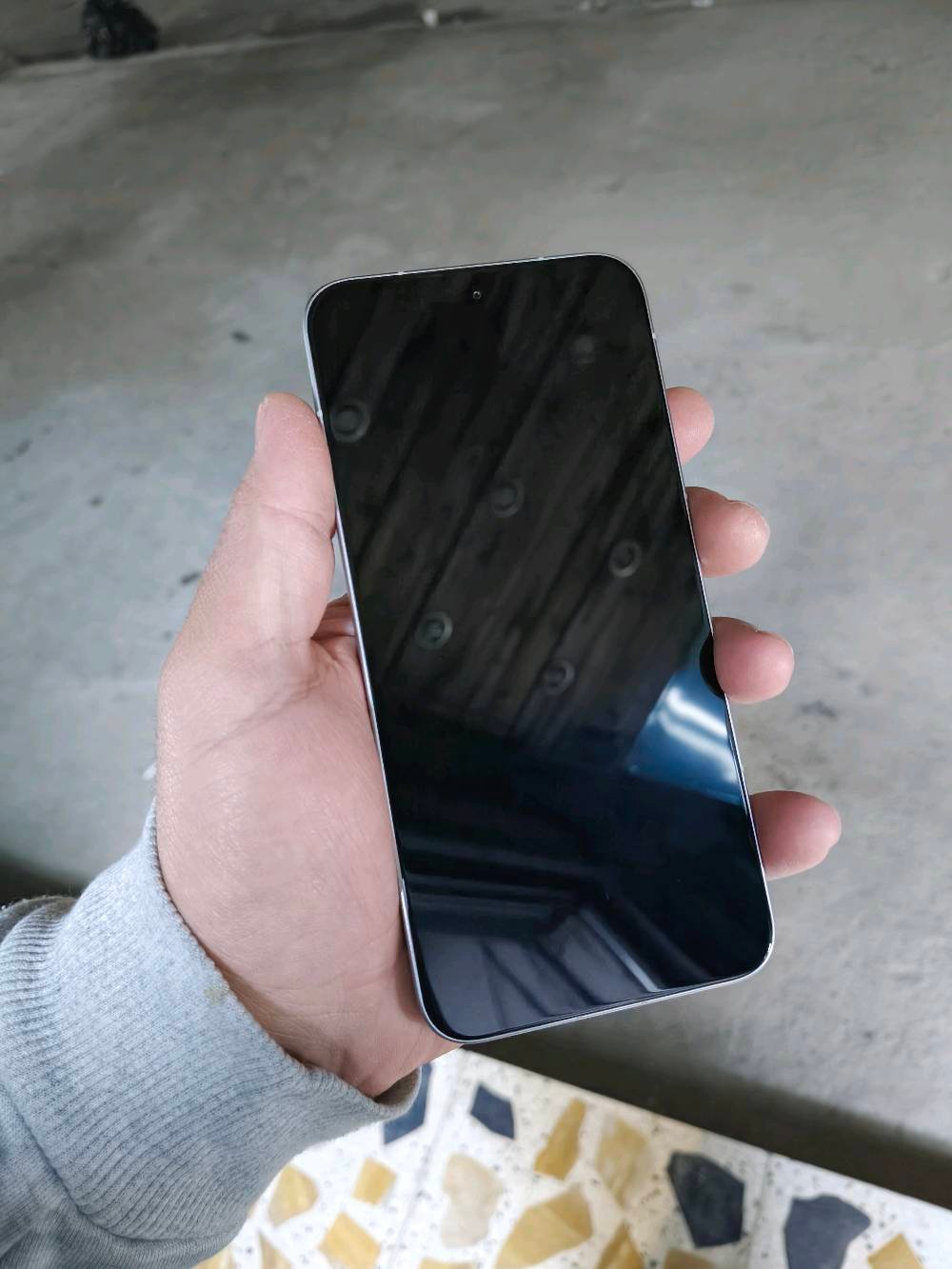 السلام عليكم جهاز بوكو اف 7 
,ملحقات كامله اخو الجديد مشحون بس 27 مرة 512 ذاكرة512 سعره485 وبي مجال مكاني بغداد فقط بيع