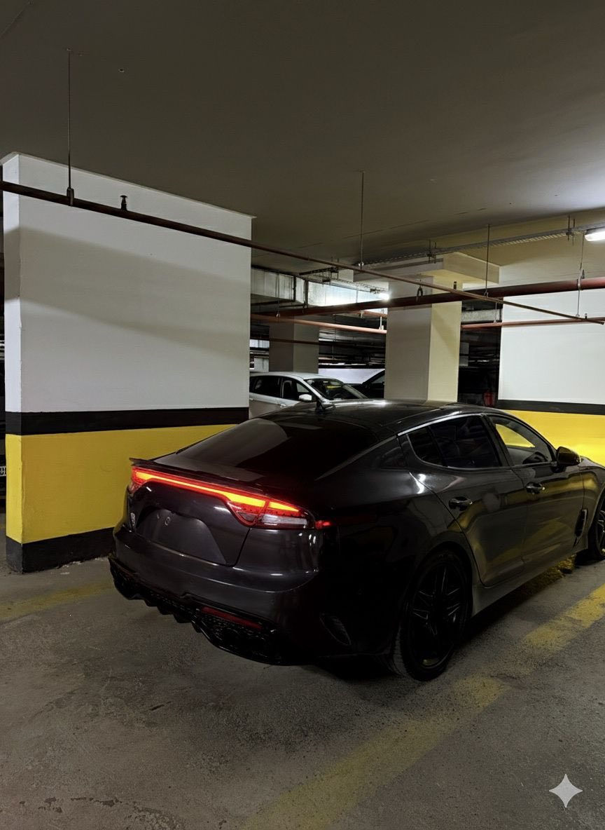 Kia stinger V6 GT1 2022
سياره رقم اربيل جاهيز 
صبخ حزام 
مشي 30,000
خلفي كبس،امامي كبس ,بدون دواخل 
سعر ١٣٨
مكان اربيل
***********
