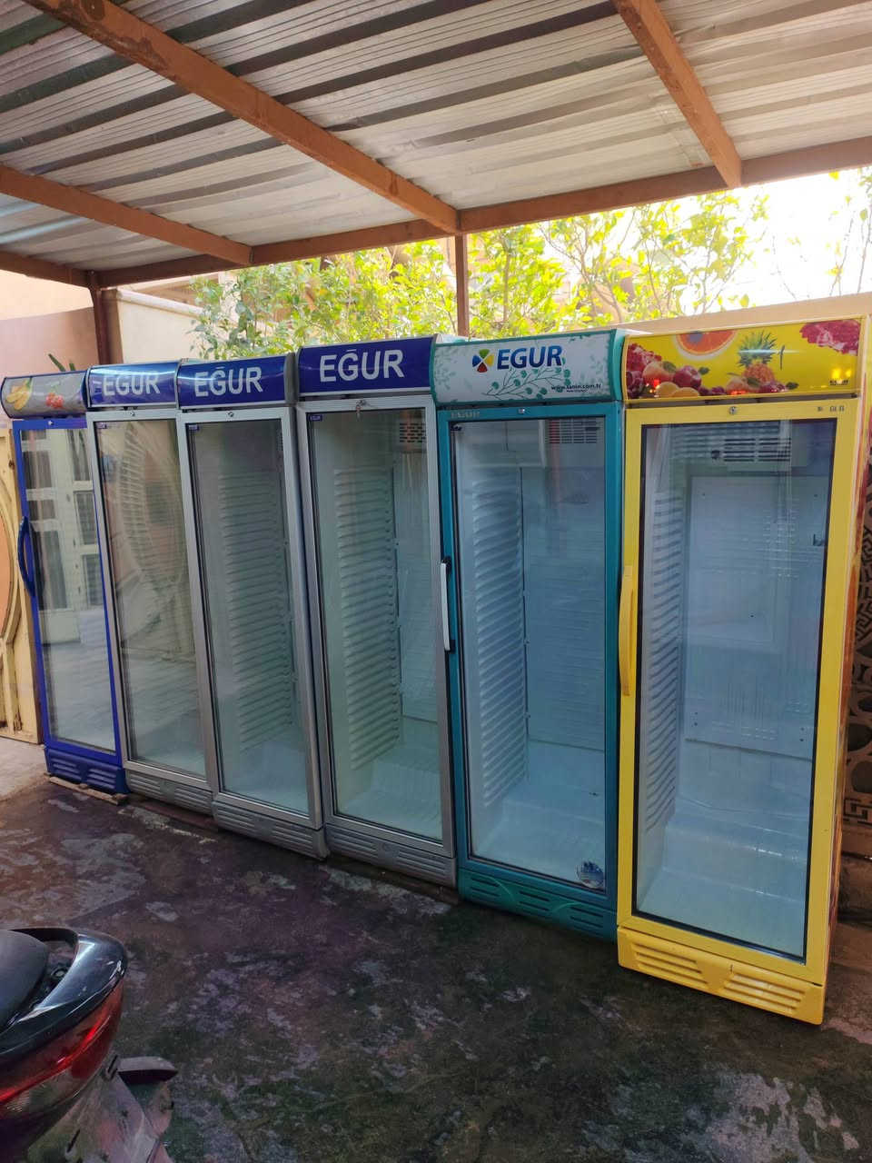 عارضات للبيع مستعملات قليل اخو الجديد للتصال ***********تركي الأصلي ضمان شهر واكو توصيل العنوان بغداد جميلة نضافة 100\100توصيل بغداد محافظات
