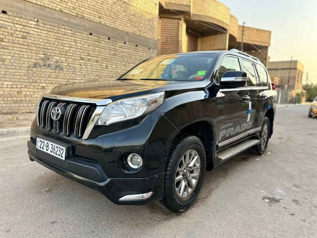 السلام عليكم بيع او مراوس  الجاد يتصل علية وبخدمتة برادو 2012 خليجية بيها تبديل جاملغ وبنيد اثر طخة بسيطة #صور السونار مرفقا مواصفات TXL   سياره ٧ راكب ٣قطع تبريد تحكمات جيهتين حاكية حساس خلفي شاشة كبيرة  كامرة اشاير بلمري مري شفط فور ويل 4×4 ويل كب ثلاجة #سبير تعليك  نضام ايكو اقتصاد بانزين  وبيها  مواصفات اكثر مكينة وكير خير من الله صدر امامي وخلفي جدد تبريد ثلج تخم تايرات جدد كهربائيات كلهة شغالة سياره جاهزه من كل شي اي نقص مابيهة     رقم اربيل الجديد #بسمي تحويل وكالة اني حاظر سيارة بيهة منضومة غاز  ايطالي***********
