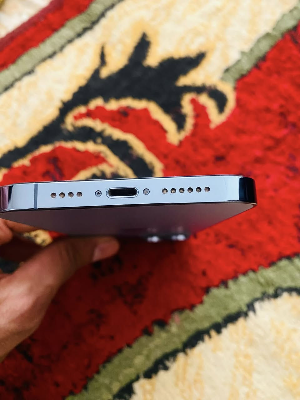 13pro max ذاكره 256 جهاز اخو الجديد وضع الشركه 
بطاريه 81 
لأغراض كارتونه +كيبل لي وياه من شركه
غير متواجد فيس 
رقم واتساب ***********
الناصريه قضاء الشطره 
السعر :710
