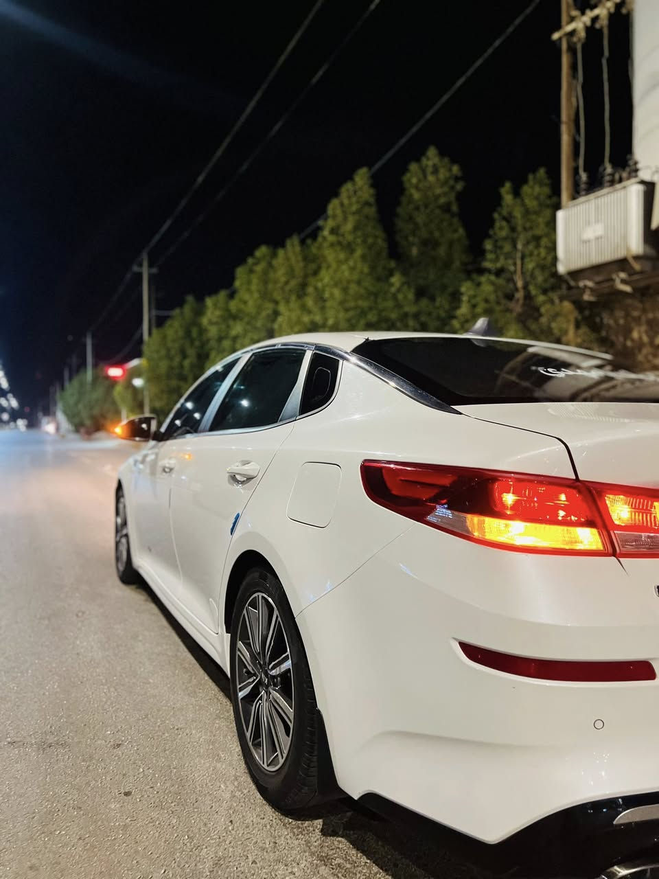 السلام عليكم 
اوبتما 2020 خليجي
مكينة 2400
رقم اربيل بأسمي تحويل مباشر
سيارة بيه جاملغ امامي جهة السائق مبدل والباب السائق صبغ قليل
مكينة وكير مكفولات 
السعر 175 وبيه مجال
العنوان واسط كوت
للاستفسار اكثر 
***********
