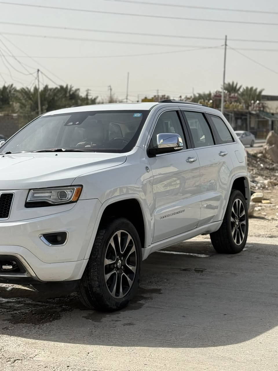 سلام عليكم
جيب اوفر لاند امريكي موديل 2015 
محرك 3600
رقم بغداد بأسمي
فول مواصفات
شاشة كبيرة
جكات 
تحكم ستيرن
رادار
جنطة كهرباء
كشنات تدفئة تبريد
سقف بانوراما
حادث خفيف جاملغ وبنيد
باب السائق وباب خلف السائق تبديل نرمادات بيبان لا مصلح ولا مبدل الاصلي
السعر 210$
العنوان الناصرية مركز 
***********
