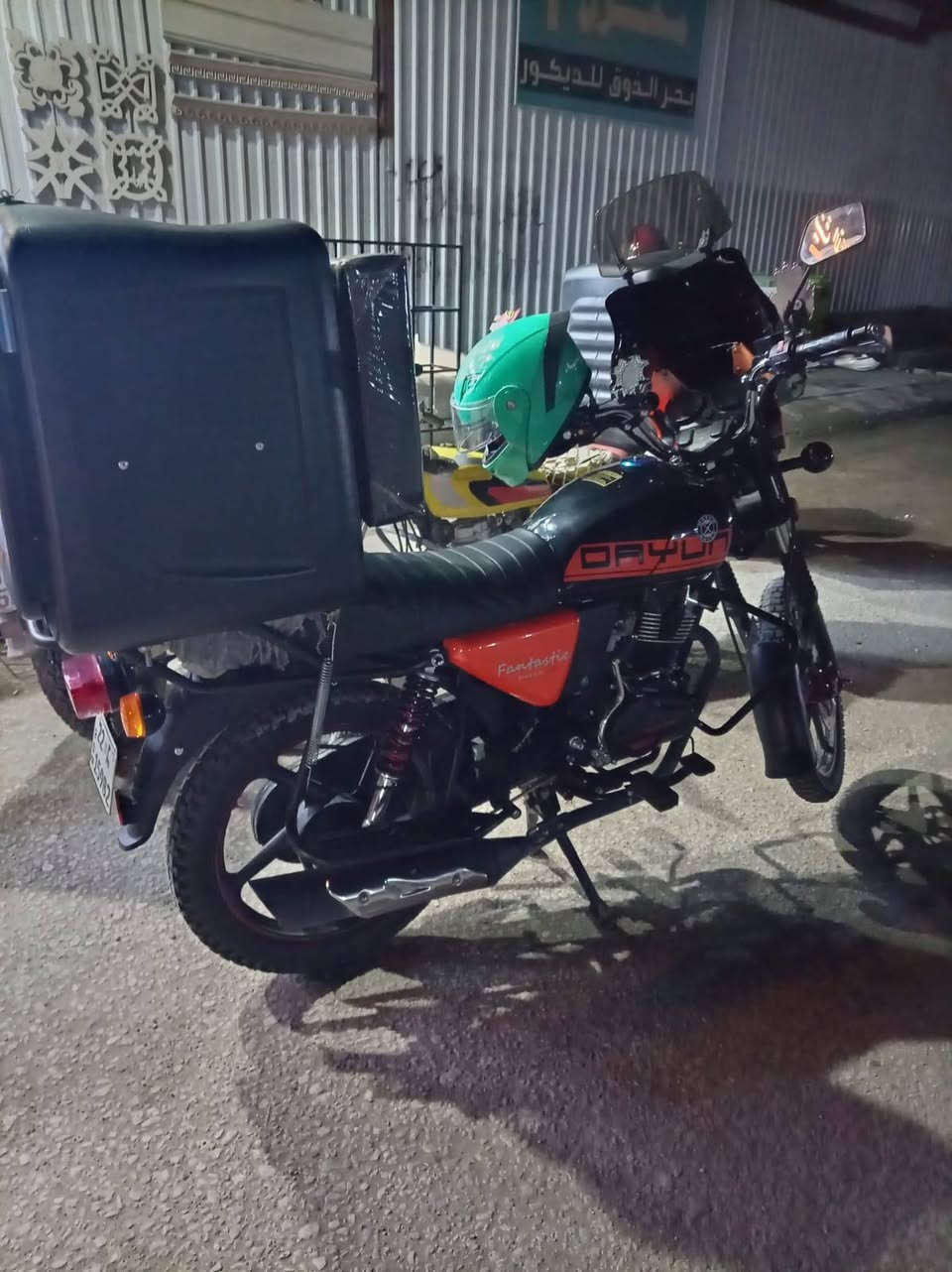 السلام عليكم شباب شلونكم عندي دايون جبلي وكيل الدراجه مكفوله من حادث ومكينه وشاصي دراجه فول وسعرها مليونين 450 دراجه جديده صاريها شهر ونص من طالعه من وكيل بيع مستعجل سبب بيعه مطلوب فلوس *********** رقم أربيل
