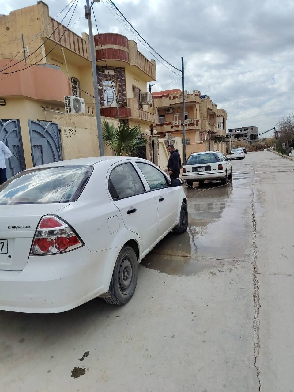 للبيع افيو ٢٠١١ سياره جاهزه العنوان موصل الشراي ***********
