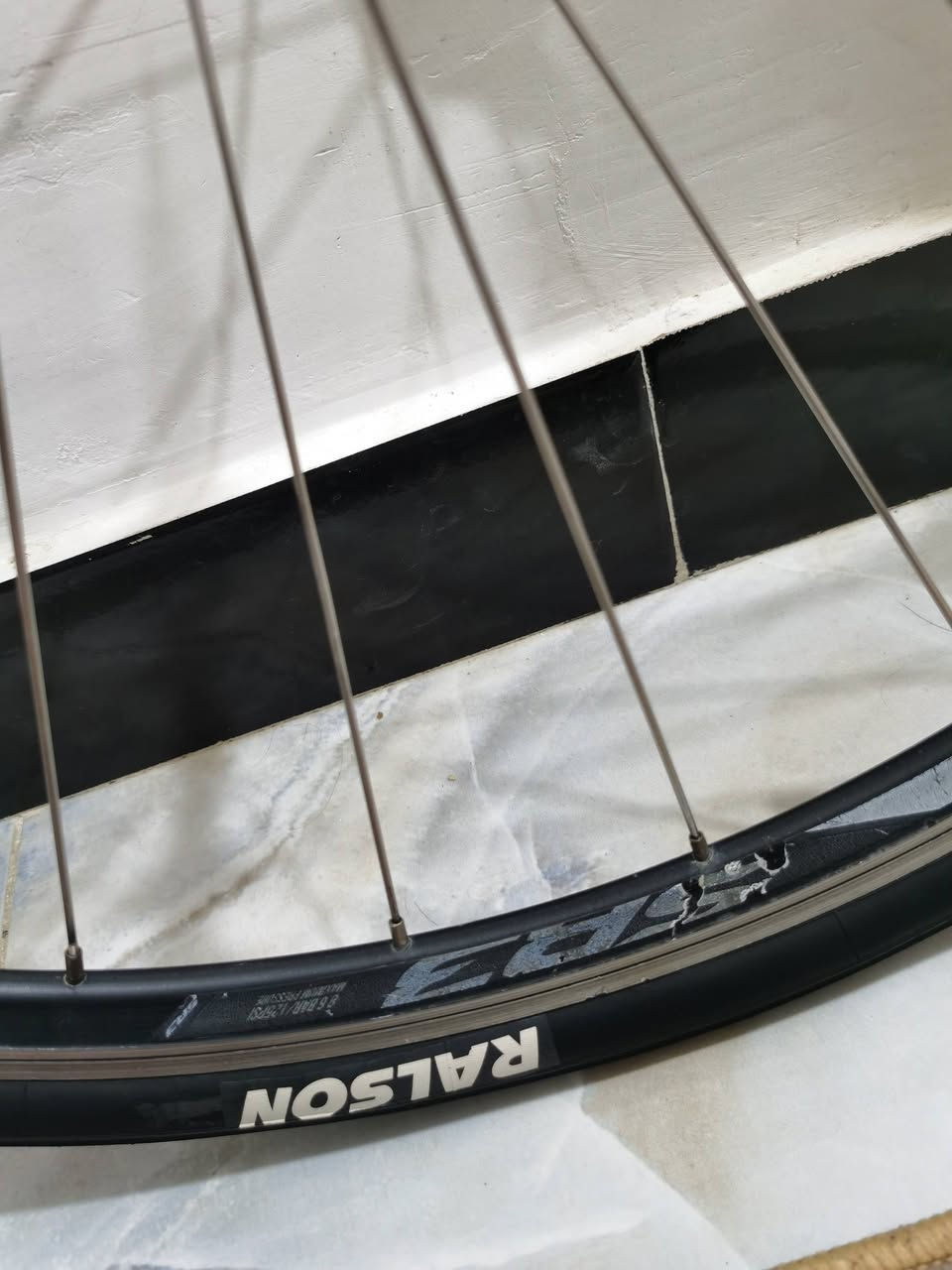 سلام عليكم
ويالة جاينت نظيفات كلش
يجي وي الويالة تايرات وجوب لا بأس بيهن وكمبليون فقط للويل الخلفي لأن الكمبيلون الأمي متعوب وشمرتة وهسة والويالة مخزنات
سعرهن ٤٥ قفل قفل من الأخير
توصيل ٦ لكل محافظات العراق
مكاني ذي قار
للتواصل ***********
