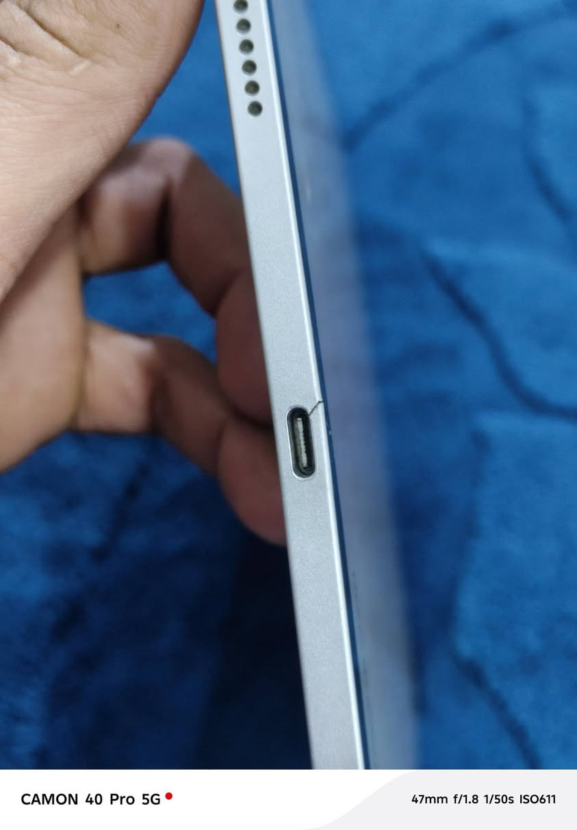 ايباد برو 12.9
حجم 13 الحجم الكبير

الجيل السادس

معالج   M2

بطارية 88

بدون كارتونة
السعر 725

*********** ,,
