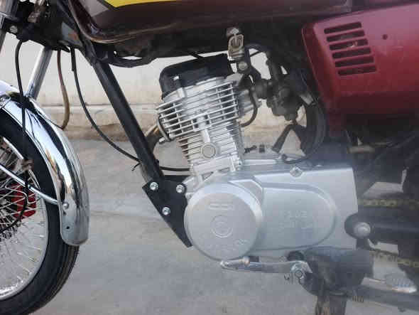 السلام عليكم شباب دراجه موديل 24 سونيك الاصلي باب اول دراجه فول شلعه محرك شرط السعر 550 هاذه الرقم ***********
