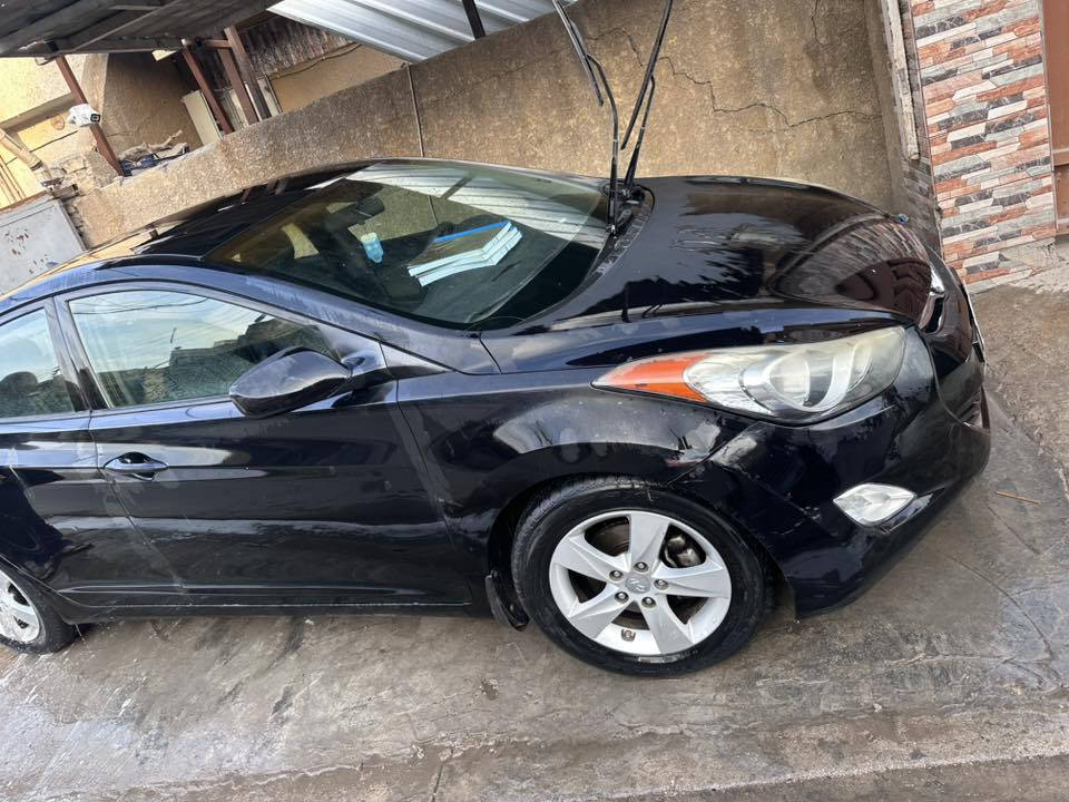 النترا 2013 بيعه فقط جاملغ وباقي مكفول 
باسمي رقم بغداد سياره ما ماشيه هواي يرادله ترتيبات شخط عل ضربه بسيطه 
السعر 96 وبيه مجال بسيط 
***********
