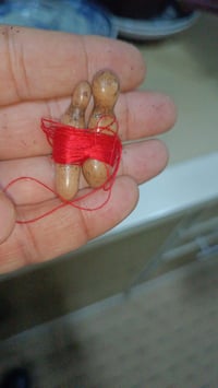 تريد حجر وتدور   تعال اطيك هذا الفرعوني تعرفهن شنو ذني لو لا   تعال وا...