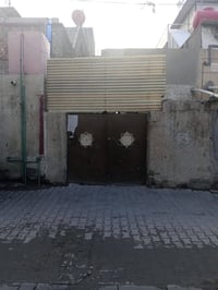 بيت 76م تفليش ثاني بيت عن شارع الثانيه شارع مطعم الشرق 428م السعر 125 ...