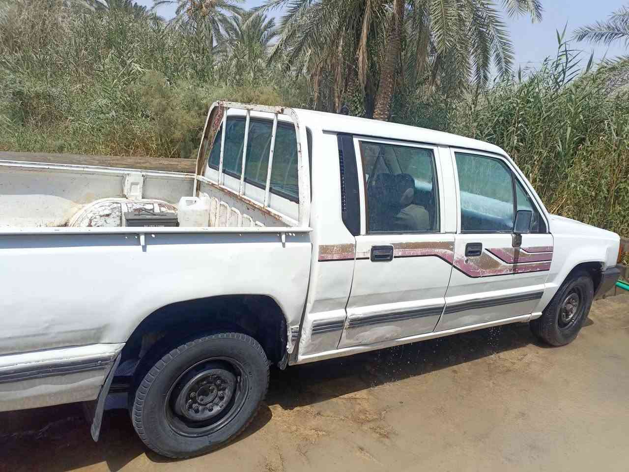 مستبوشي مديل 93  سياره ماذب عليهه دينار جاهزه سنويه 27 رقمهه ذي قار  كير تماتيك بس اشويه تعبان تجي واشوف مكان البصره قضاء الصادق يم الامام احمد بن علي والسياره بسمي السعر 48 وبيهه مجال رقمي ***********
