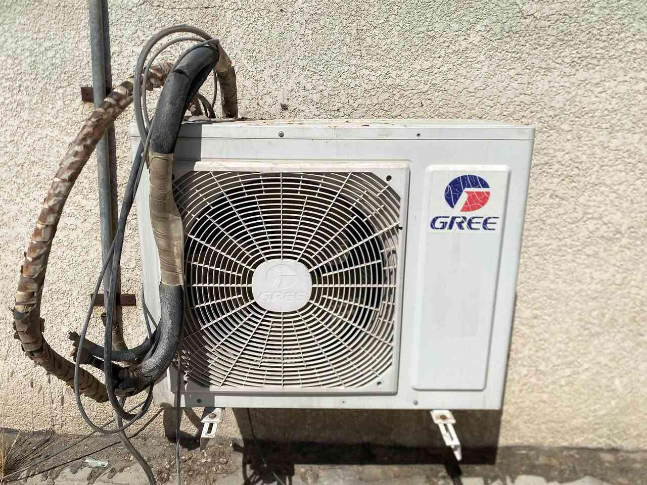 سبلت Gree اثنين طن مفصخ كامل وغازه مقفول السعر 400 وبي مجال
المكان الكاظميه


**إذا كنت صاحب هذا الإعلان وتريد حذفه لأي سبب، رجاءا أرسل رسالة إلى الدعم الفني**