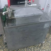 قلاية كنتاكي • صنع إيطالي • استعمال قليل