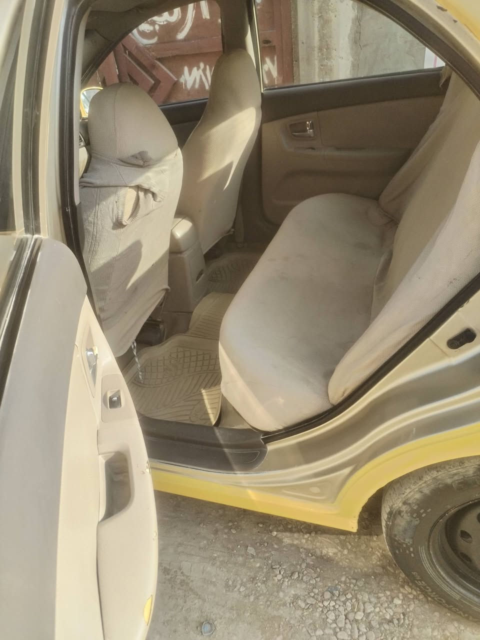 السلام عليكم
سبكترا موديل 2009
تبريد تدفئه كير مكينه كشر شوفت عينك مكفولات
اي حادث مابيها مكفوله السياره
الرقم انكليزي سنويه لنهاية 2029
مصفره هيئه وغرامات باسمي السياره تحويل ثاني يوم
السعر 85 وبيها مجال***********
