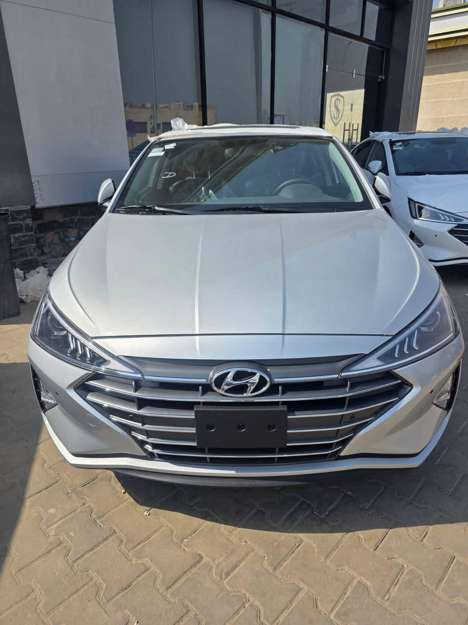 Hyundai Elantra AD

متاح اول فئة وتالت فئة.

استلام فوري كاش 

يوجد جميع أنظمة التقسيط

موزع معتمد

سليمان اوتو 

للتواصل 01097672321


**إذا كنت صاحب هذا الإعلان وتريد حذفه لأي سبب، رجاءا أرسل رسالة إلى الدعم الفني**