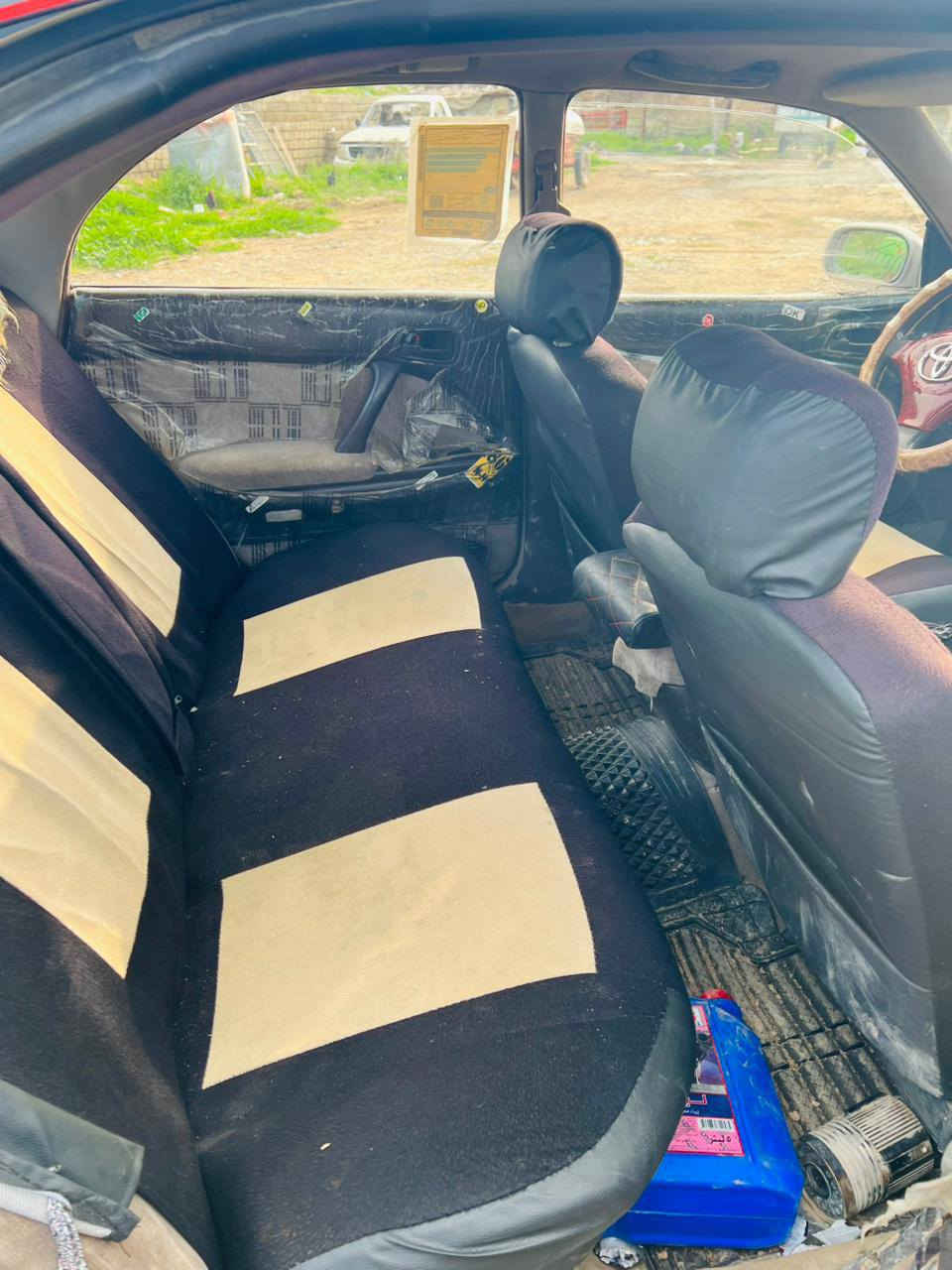 السلام عليكم 
بطة للبيع ادوات 
كير ومحرك شرط
تدفئة تبريد كهربائيات كلها شغالة لايت زينون سيارة حلوة بمعنى الكلمة السعر 20 وبيها مجال
***********
