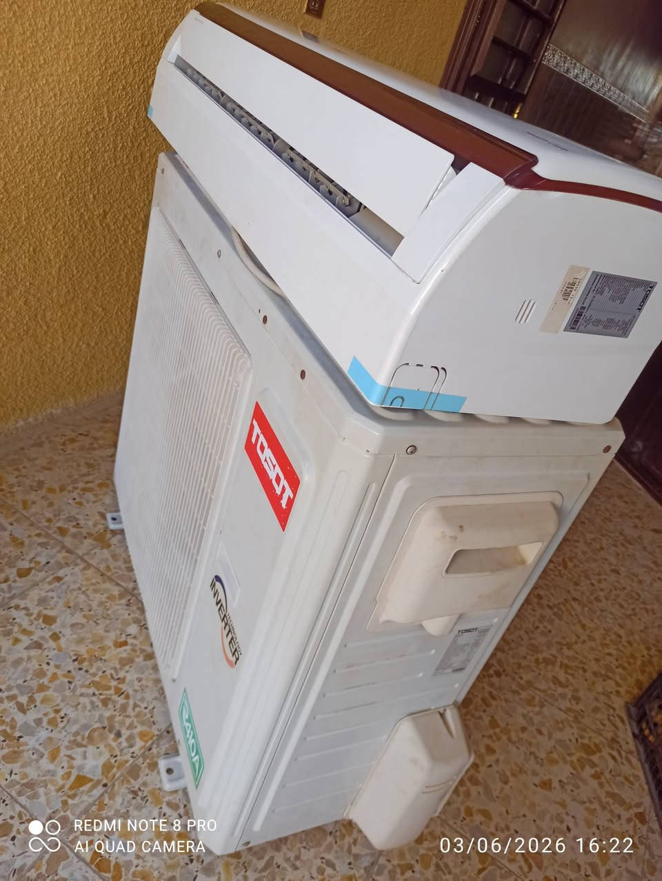 سبلت توسوت طنين انفيرتر بلادي تدفئة وتبريد ثلج ملحقاته كامله حاليا منصوب وشغال سعره 575 مكاني بغداد بالعبيدي ***********
