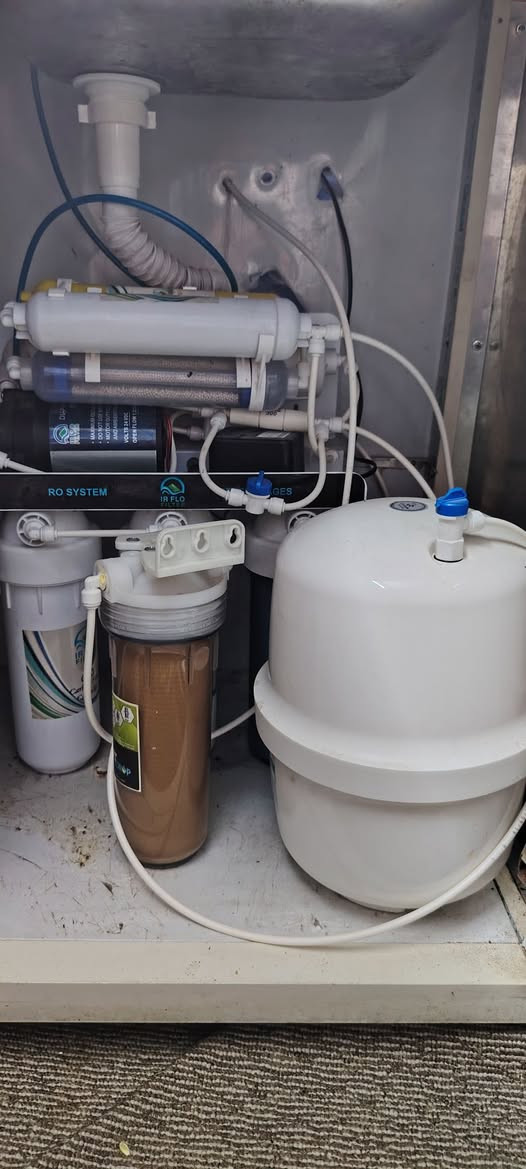 فلتر ماء نضيف مابي اي عيب شرط الشغل مكان تسعين كركوك ليريد يتصل ع الرقم ***********
