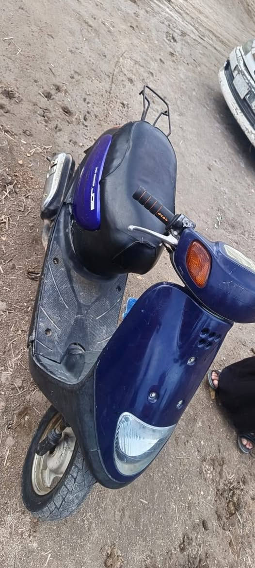 دراجه منغولي شغاله سلف هندر..لايت بك اليت هورن كله شغال سعرها 200 الف .. مكاني بين  السوك او الكرمه بالنزله مالت سيد رحمه..مكلف بالنشر..***********
