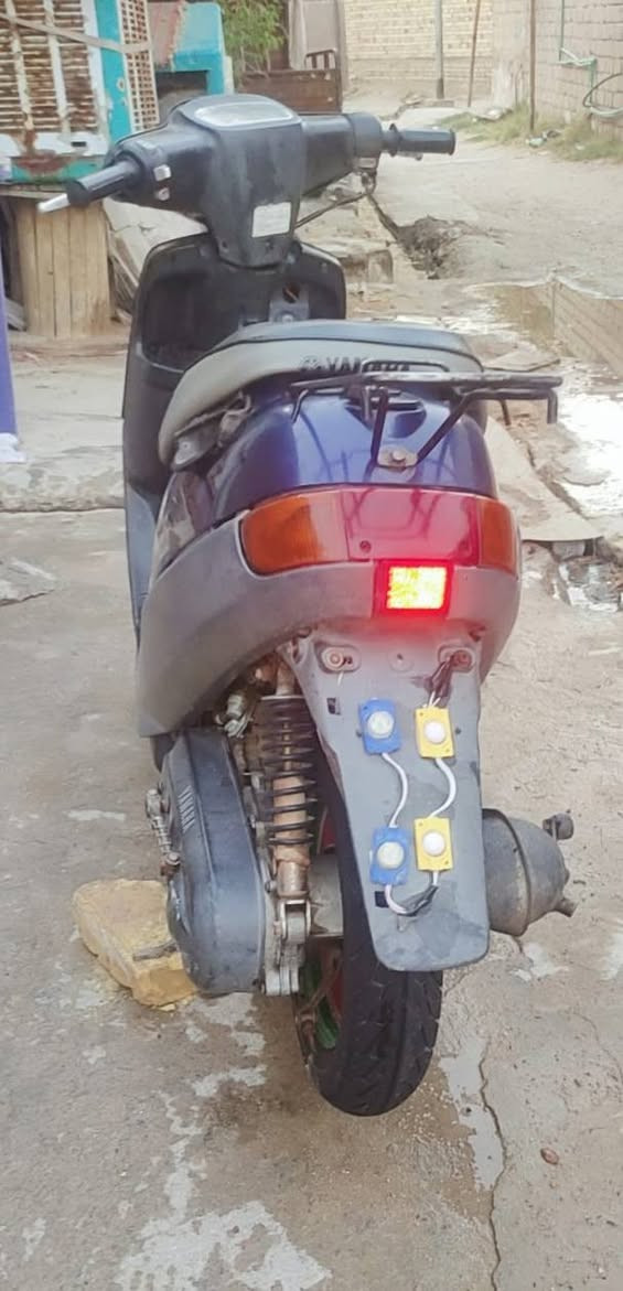 السلام عليكم  دراجه بطه صناعه ياباني دراجه شغاله من الطول لطول  دراجه نضيفه مفتوحه مره وحده بوشه وبستم دراجه كله شغاله اشاير بكلايتات سلف هندر دراجه ما نقصه  شي  نقصه بس جوزه وباتر  بس هيه تشتغل هسه السعر 250وبيه مجال للشراي مكاني ناصريه سوق الشيوخ راسني عل واتساب او ماسنجر هاذه رقمي،***********
