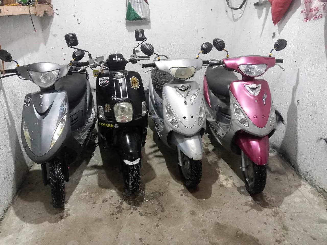 دراجات ماكسات منغولي زائد ماكس عدله زاد ماكس بوليس بوشه 50 بلاد نظافه 90% كامل  مواصفات كل نقص ما بيهن مكاني ناصريه الشهداء ***********
