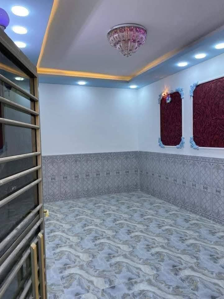 دار للبيع المساحة 100متر بالخط الاول
شغل نضام تركي كلش مرتب👌🏻

100متر  #سند_25اقرار محكمه تنازل بسم المشتري

بسعر 44 مليون #قابل_للتفاوض

غرفة/صاله/مطبخ/صحيات 2/استقبال

كراج كبير/مكشوفه 

ماء/كهرباء/سوق/مدارس/تبليط #عرض_15

#ملاحضه_قرب_100م_للشارع_في_الخط_ألاول

الموقع 🏡 نجف/شارع الصب عمود 317

للتواصل

‏‪***********
