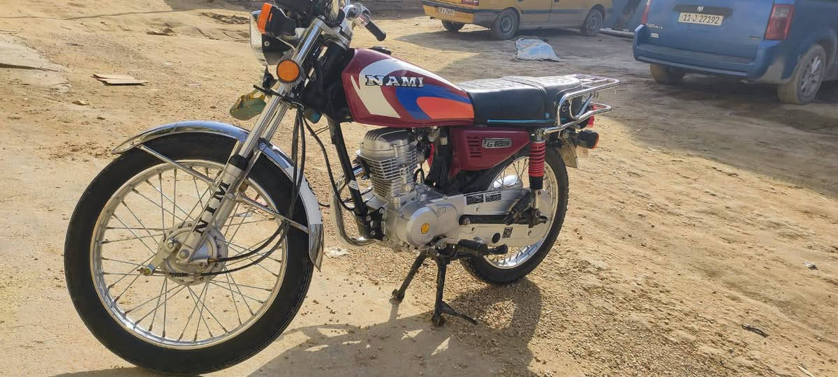 سلام عليكم دراجه للبيع اربعه كير موديل 2025 شهر 10 السعر 650 او بيه مجال ***********
