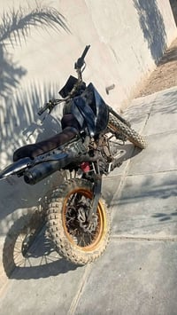 قفاز للبيع اوراق ضايعه ابيع كوم حديد المكان بغداد السياحي   السعر 250 ...