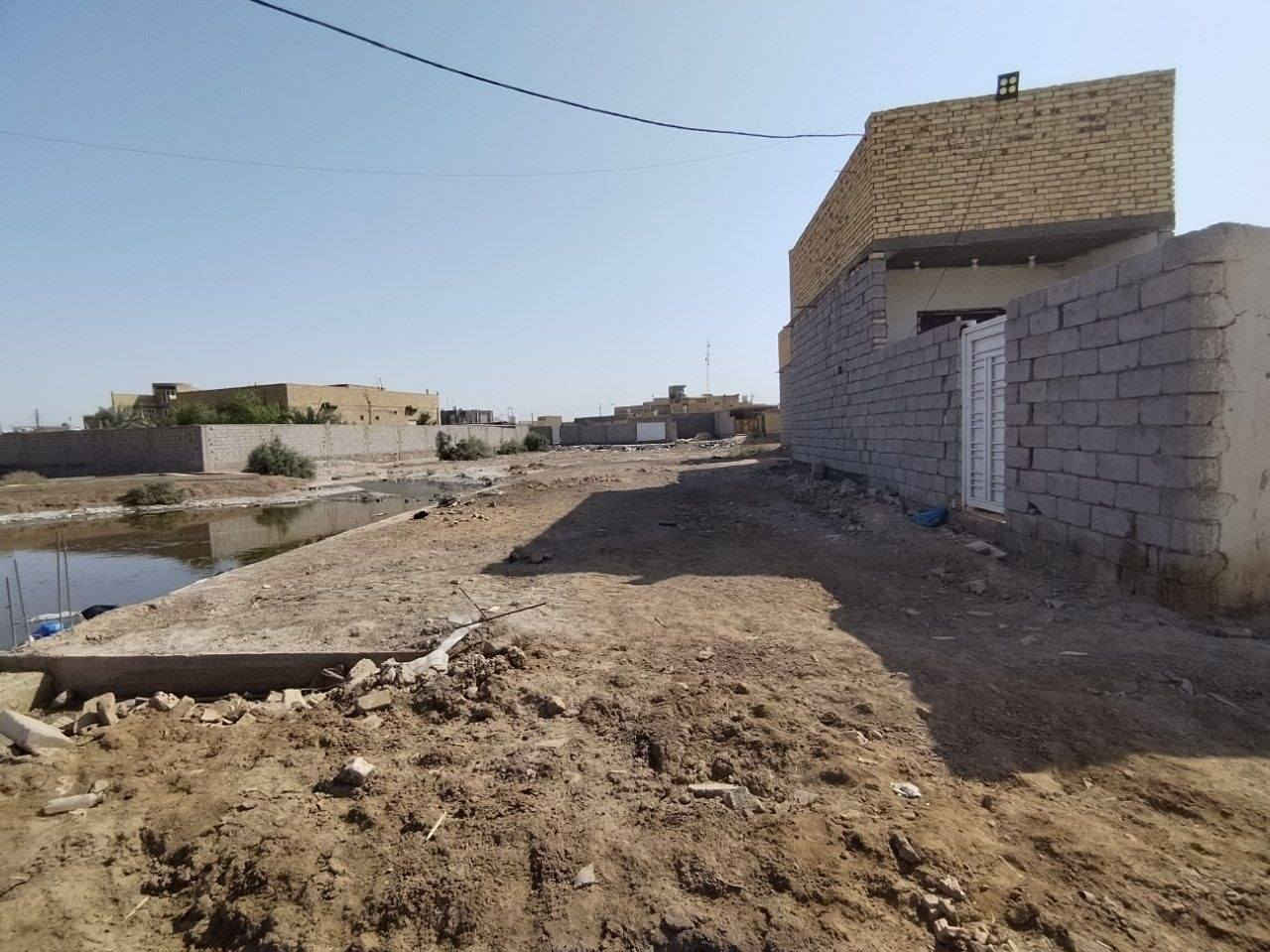 قطعة زراعي بتلو صب شيش مساحتها  177 متر
الناصريه _حي الصحفين_خلف السجن الصلاحي 

كهرباء وماي ومجاري بالباب   

مسافة عن الشارع العام  تنزل من الشارع العام عليها 500م

السعر25مليون وبيها مجال لتواصل خاص او على الرقم +964 781 754 3212التالي


**إذا كنت صاحب هذا الإعلان وتريد حذفه لأي سبب، رجاءا أرسل رسالة إلى الدعم الفني**