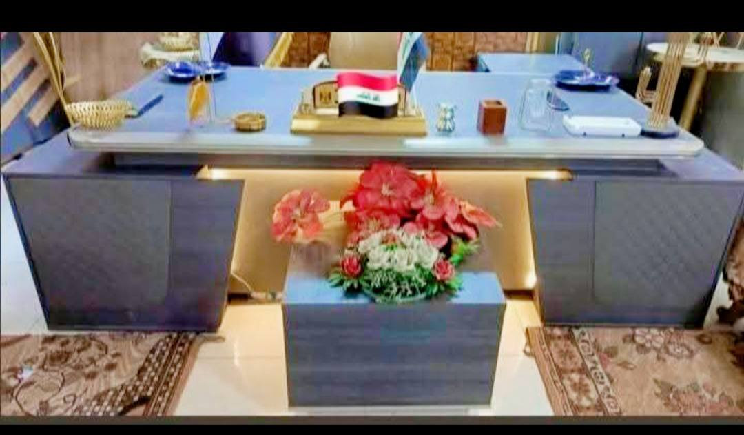 سلام عليكم ميز مكتب ميز وطبله فقط نضيف جدا السعر مليون مكاني بغداد رقمي***********
