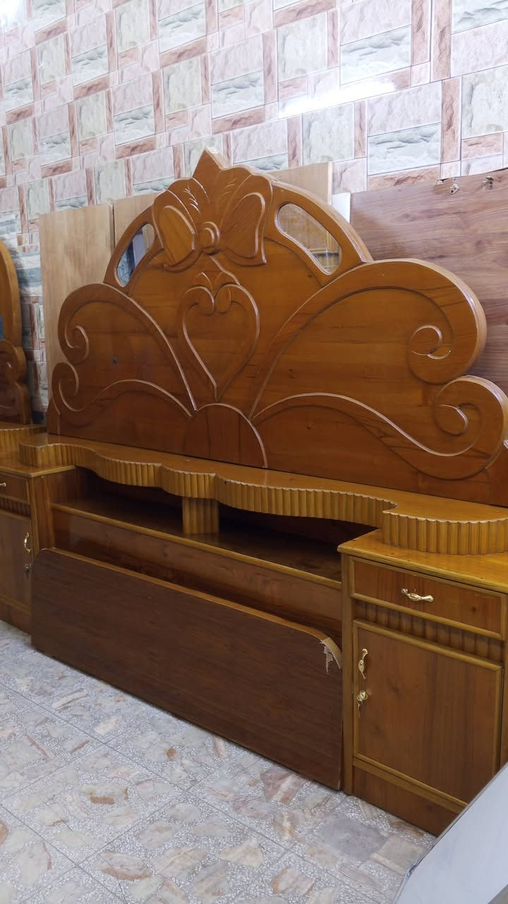 السلام عليكم
غرفه اخت الجديده مال عرس صاج داخل وخارج ظهر جرجوبه مابيها كل ضرر سعرها 750 بيها مجال 
مكان بغداد المشتل ***********
