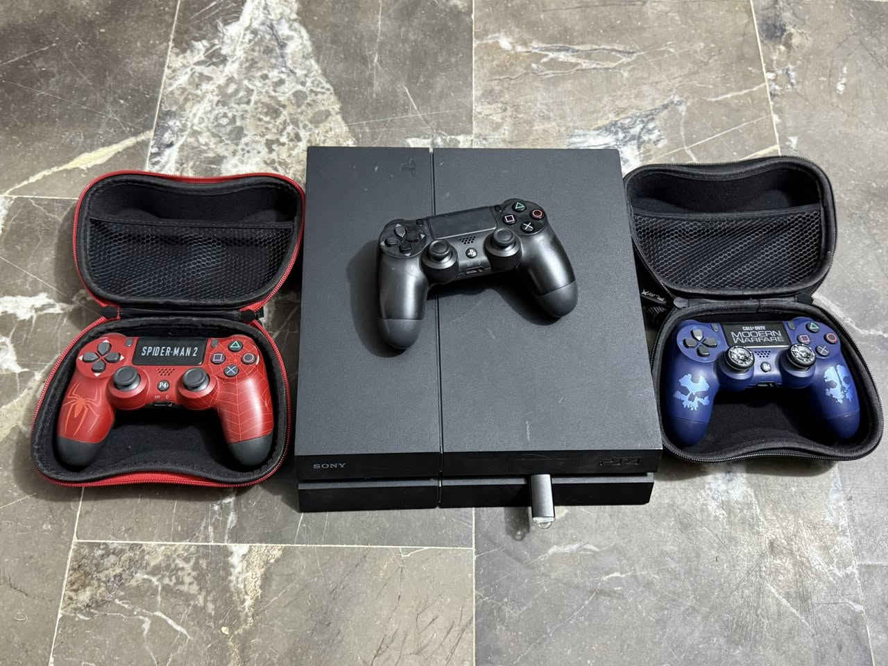 السلام عليكم للبيع ابلي فور مهكر نضام 9.00 ذاكره 1 تير يوجد 3جوستكات 2 تجاري واحده اصلي الجهاز فات المكان بغداد 
الاستفسار/ ***********
السعر /250 وبي مجال
يوجد توصيل 🚚 

ويوجد دركسون اصلي كير عادي موجوده الكارتونه ينباع كلي او كل واحد واحده عادي فره كامله  نضام شفتات 
السعر 90 وبي مجال
