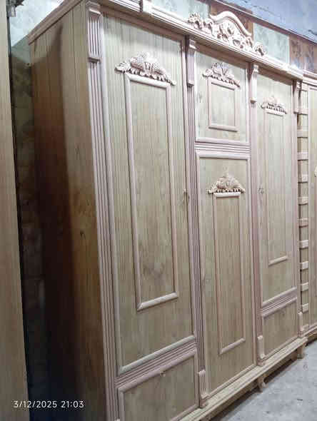 شغل درجه اولى حسب الطلب كناتير ابو البابين وأبو ثلاثة أبواب  وابو الاربعه وأبو الخمسه متوفر حسب الطلب العنوان  شارع ابو القاسم بساحه معمل ومعرض نجاره بابل 🇮🇶 الاتصال ***********
