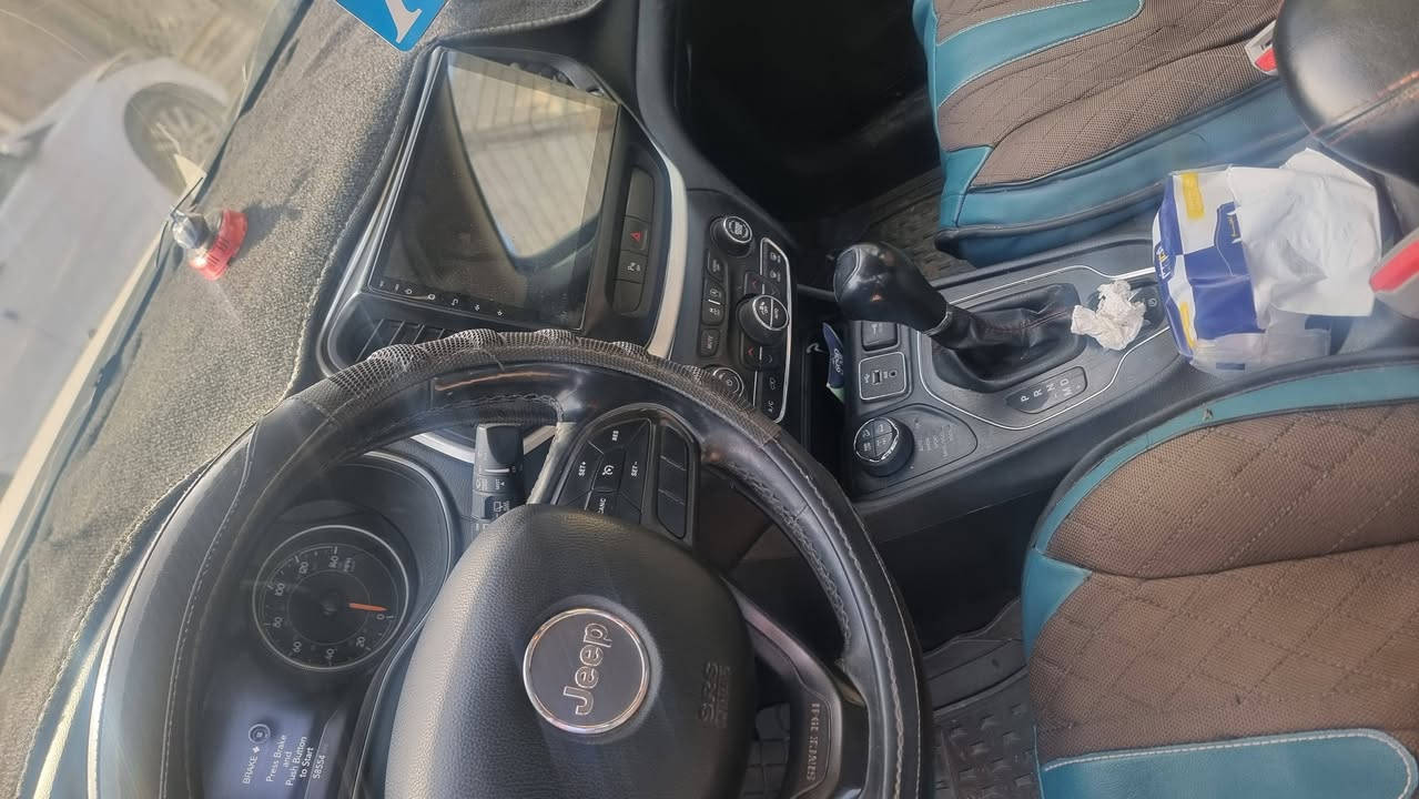 جيب تريل هوك
موديل 2019
6سلندر 
مواصفات فول 1~1(كل المواصفات المطلوبه متوفره ) ترييل هوك فئه مطلوبه
ماشيه 55ميل
صفحه صبغ  تبديل بنيد فقط دون ضرر او عيب شرعي.
محرك وكير  شرط وضمان وحداديه 80%
السعر 138ورقه.
رقم ذي قار باسمي  مداور ثاني يوم
009647821677307
واتساب.
وكذلك التواصل ماسنجر


**إذا كنت صاحب هذا الإعلان وتريد حذفه لأي سبب، رجاءا أرسل رسالة إلى الدعم الفني**