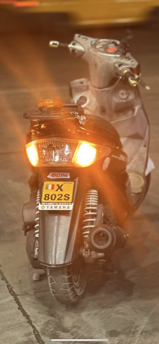 سلام عليكم دراجه سكنس فحل كابريتر
مكفوله من كلشي مكينه مكفوله 
دراجه حلوه كلش ٧٠٠ وبيه مجال قليل 
مكان بغداد حسينيه جريخي 
***********
