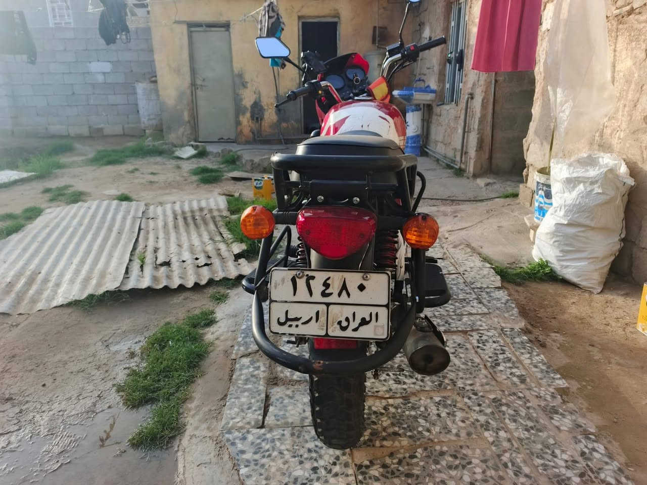 دايوان 24 رقم اربيل نظافه فول مكفوله محرك بيهه كم طخه بسيطه تحويل ثاني يوم رايدهه ب 2200 وبيهه مجال مكانهه بغداد التاجي *********** للتواصل +بي وانساب
