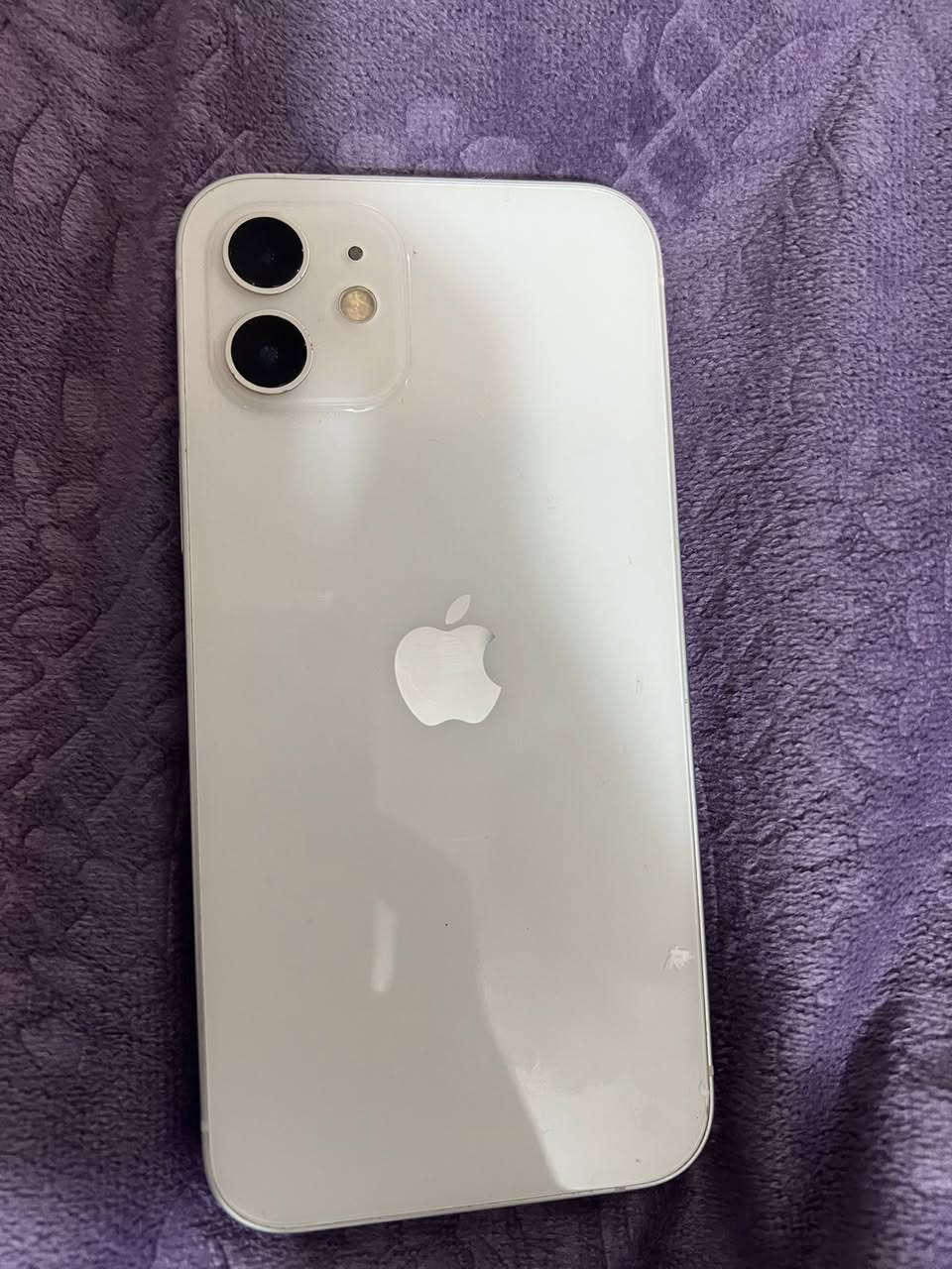 السلام عليكم ايفون 12 عادي ذاكره 128 جهاز لامفتوح ولامصلح مكاني الدوره ابو دشير قفل قفل قفل 250
***********
