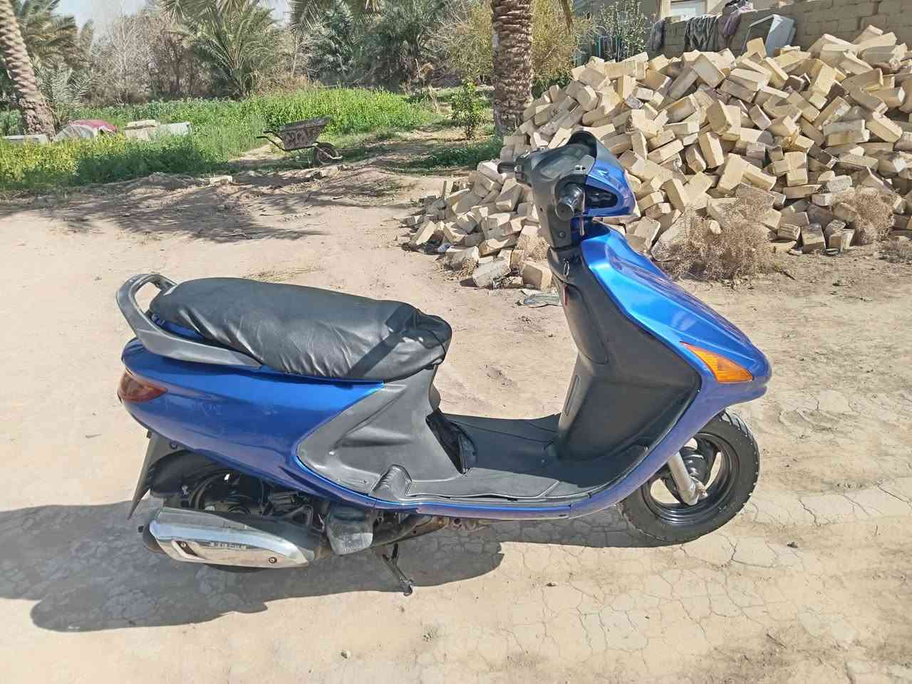 سلام عليكم دراجه فراشه فحل للبيع درجه  محرك مفتوح مره وحده مال ماكس 140شلعه تاكل لكاع محرك مكفول لا دخان لا تنقيص لا صوت درجة كفره شخط ما بي درجة كلشي ما نقصه فقط باتري ما بيه هندر واحد بكل وقت دراجه سعر 375مكاني ديوانيه سنيه (لمو شراي لا ترسل واتعبني)


**إذا كنت صاحب هذا الإعلان وتريد حذفه لأي سبب، رجاءا أرسل رسالة إلى الدعم الفني**