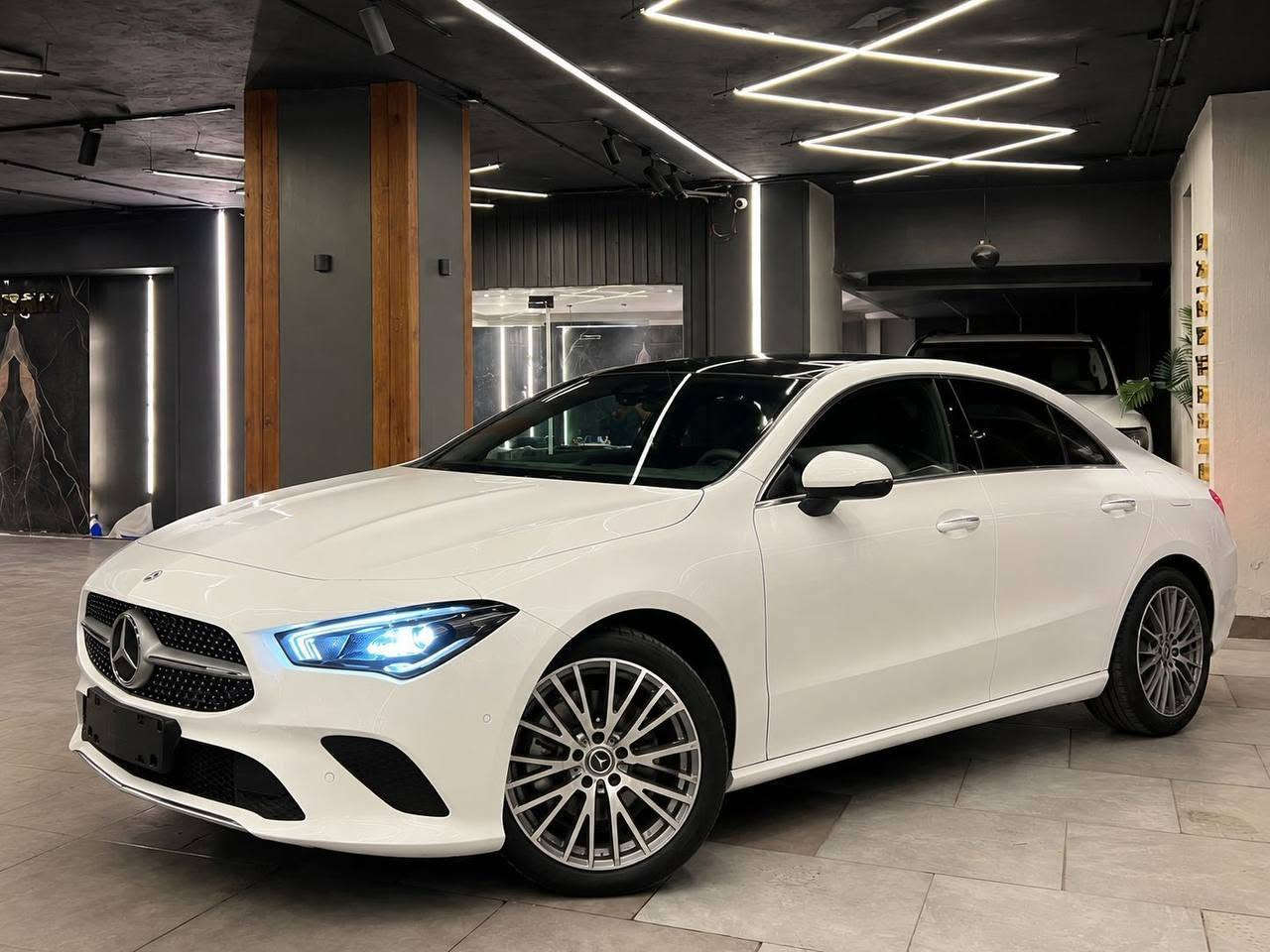 Mercedes Cla 200
Model 2026
Zero
1300cc turbo 
163 Hp

وكيل 
كراسي كهرباء وميموري 
امبينت لايت 
سقف بانوراما 
جنوط 18انش 

لون ابيض فرش اسود
 
للتواصل 
01025324859 القاهرة, مصر


**إذا كنت صاحب هذا الإعلان وتريد حذفه لأي سبب، رجاءا أرسل رسالة إلى الدعم الفني**