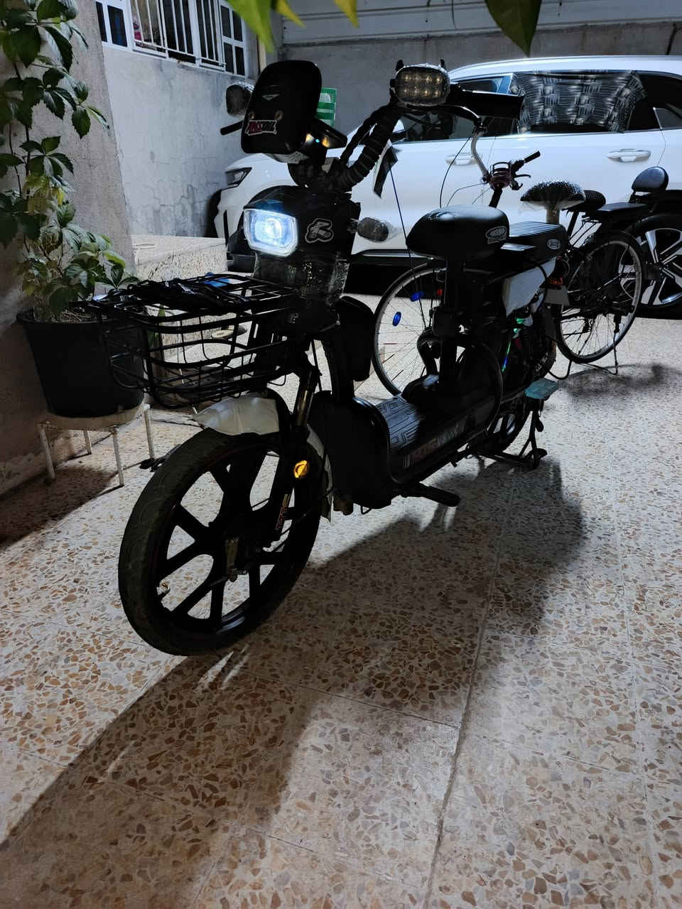 ماطور شحن للبيع نضيف مثل ما موضح بل صور ملف ١٠٠٠ ٥ باتريات عقل ٦٠ فولت خلاط بي تبديل نمر ديجي لايت شغال نشرات شغاله كلشي شغال سرعه ٩٩ حقيقي ٦٠ شراي أدفع سعر أو تعال خاص


**إذا كنت صاحب هذا الإعلان وتريد حذفه لأي سبب، رجاءا أرسل رسالة إلى الدعم الفني**