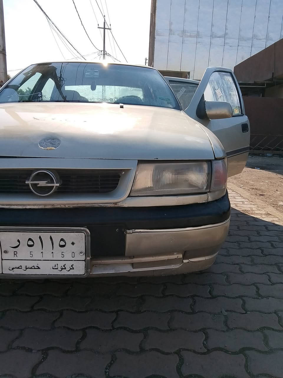 اوبل فيكترا كركوك مشروع وطني محرك 16 قايش عريض للبيع في كركوك طريق بغداد*********** سعر 39 وبي مجال
