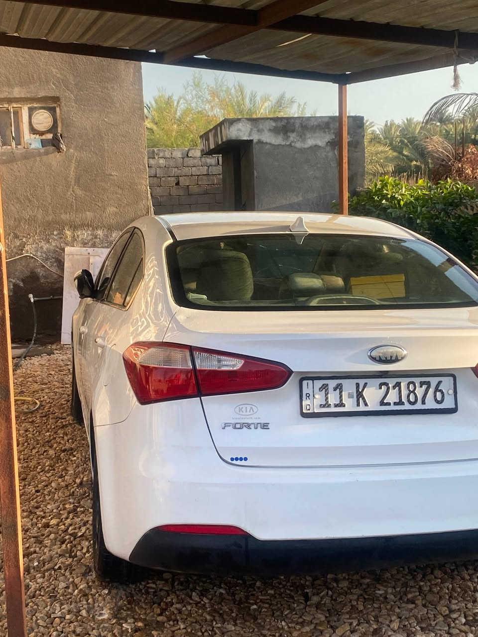 السلام عليكم كيا فورتي للبيع موديل 2014 حادثها جاملغ وبنيد وصبغ حزام بدون ضرر مواصفاتها تحكمات ستيرن وشاشه صغيره وكامره بلاد مكينه وكير خير من الله السياره بأسمائنا تحويل مباشر السعر 92 وبيها مجال للاستفسار اكثر واتساب *********** نصير آل محسن
