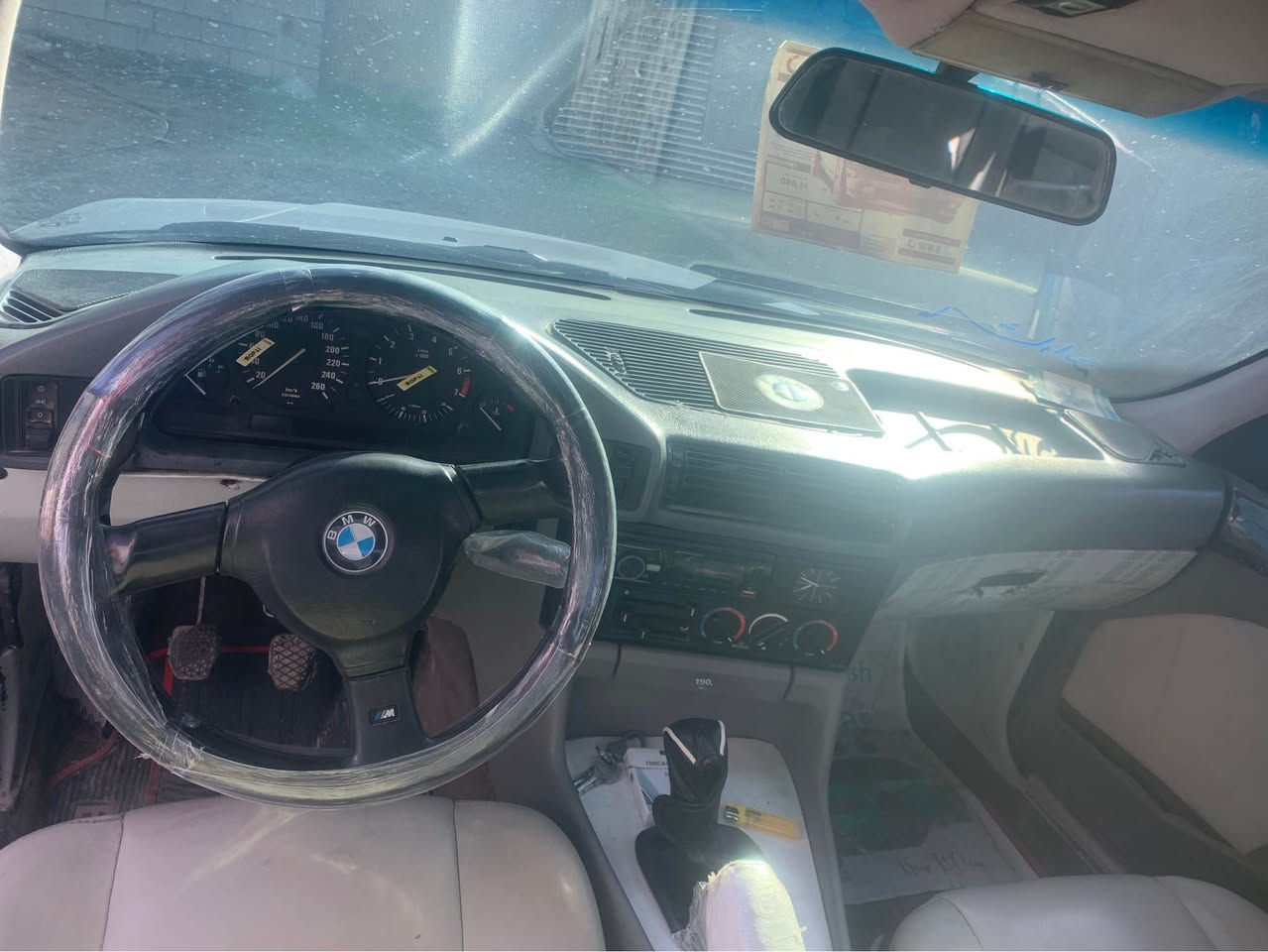 ئەم BMWبۆفرۆشتن بۆزنیازی. پیوندی بەم رەقم بەکەن*********** كركوك, العراق
