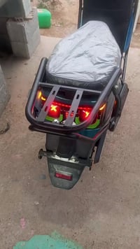 دراجه شحن للبيع السعر 950 الااتصال على رقم 07707985684 واستاب