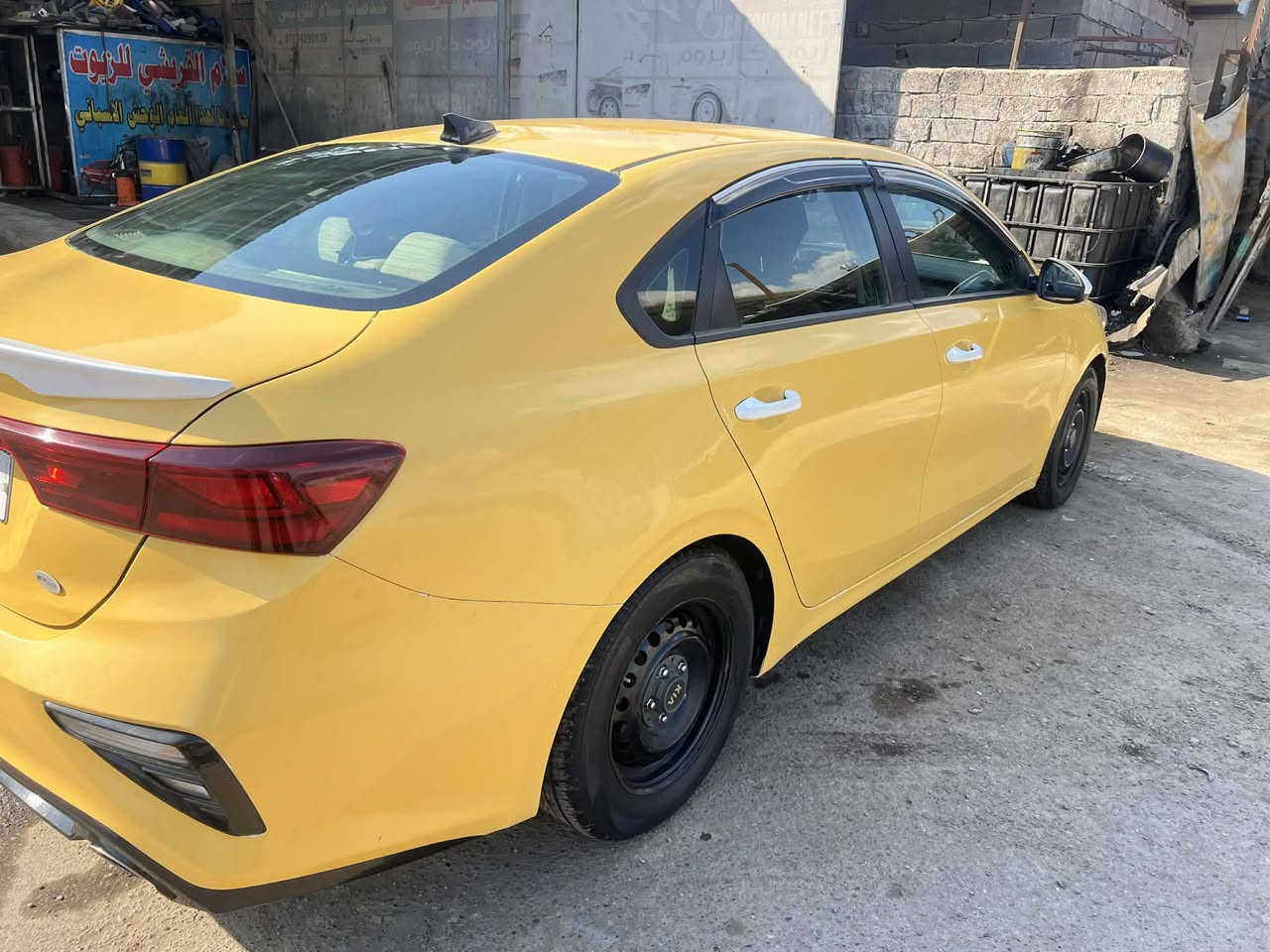 يالله سلام عليكم فورتي موديل 2019 لبيع سيارة خير من الله مال جناي  كير محور أي تي قبل شهر شادة عرضها 120وبيهة مجال عنوان بغداد الأمين الثانية 
رقم الهاتف ***********
