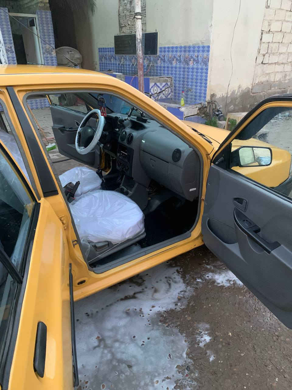 سىام عليكم سايبا 2013 
شاوصي مكفوله محرك كير نضاف 
تخم تاير جديد مصفره هيئه تبريد ميشتغل 
مكاني الحريه الدولعي ***********
