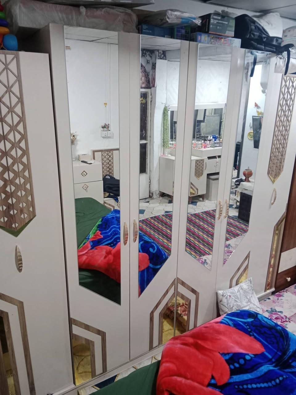 السلام عليكم غرفة تركيه للبيع 8قطع مستعمله استعمال قليل  كنتور 6بوب  مستعجل ع بيعته   اطي سعرك وبل عافيه


**إذا كنت صاحب هذا الإعلان وتريد حذفه لأي سبب، رجاءا أرسل رسالة إلى الدعم الفني**