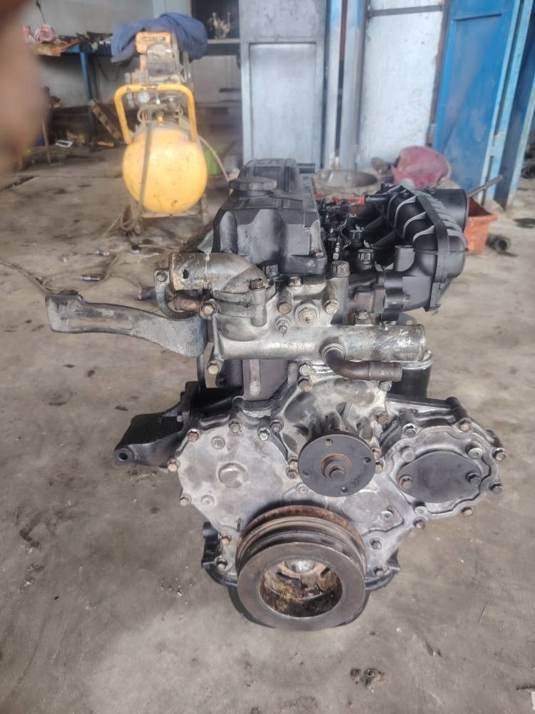 السلام عليكم ورحمة محرك كيه ٣٠٠٠ مكفول كفاله ضمانه شهرين العنوان واسط قضاء الحي ***********
