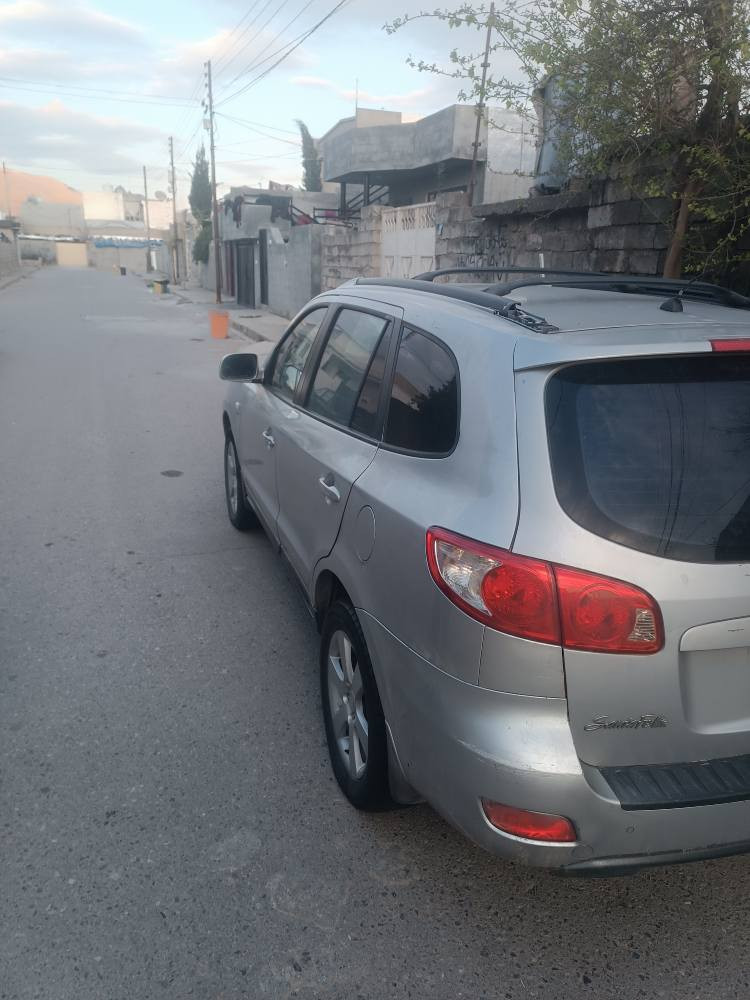 ***********
سەنتافی 2007
گێرو مەکینە بەشەرت 
تەقەو رەقە بەشەرت
کوشن ئیتەر کارەبا 
ساردی وو گەرمی
شوێن حاجیاوا رانية, السليمانية
